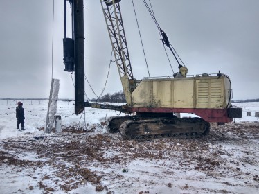 Завершились работы по забивке свай в п. Огаревка, Тульской обл.